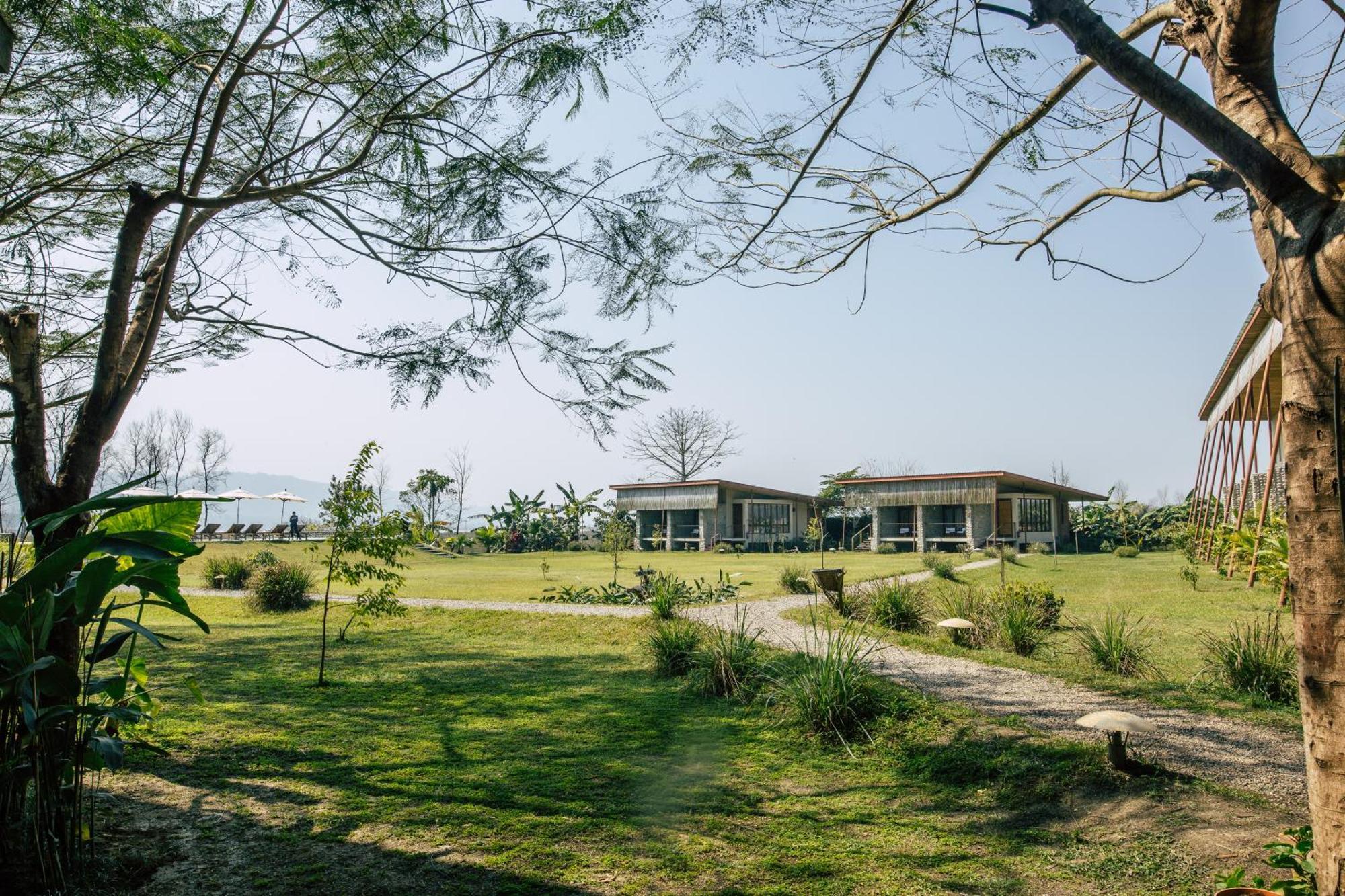 Sanctuary Chitwan National Park 치트완 외부 사진